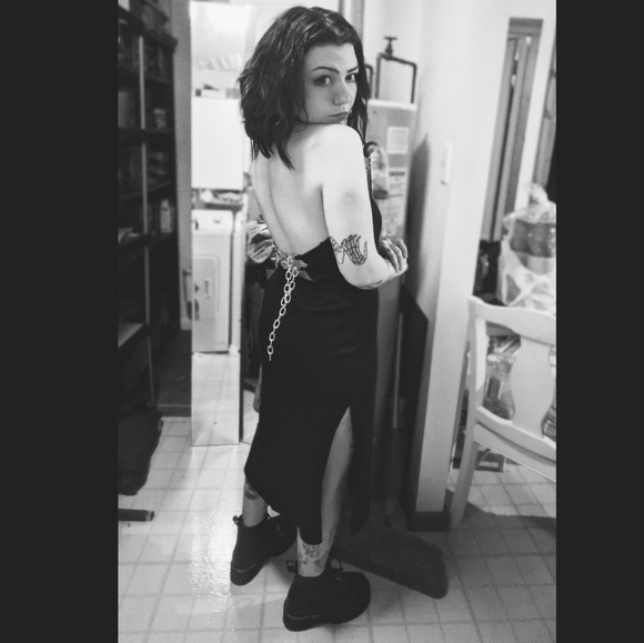 Meet your Posher, Jessica - Picture 6 of 10